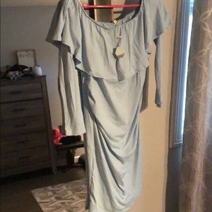 Pinkblish maternity dress size small